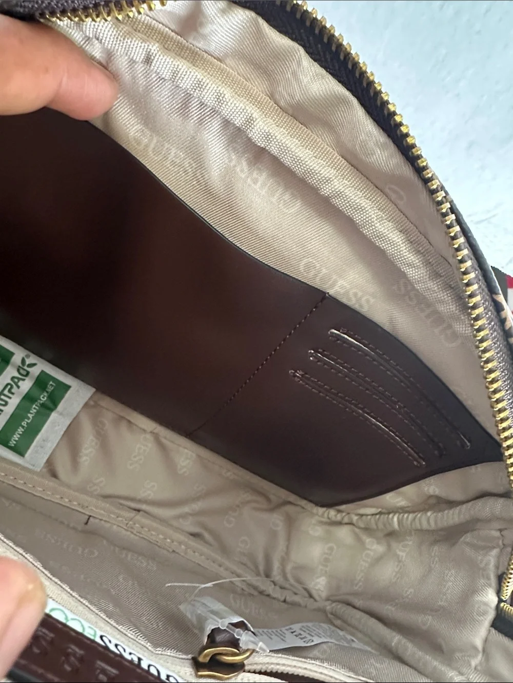 Guess new brown